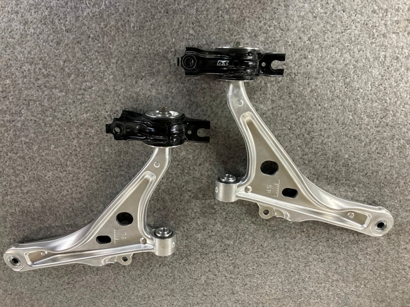 FL5/EK8フロントロアアームピロブッシュ＆ピロコンプライアンスブッシュ